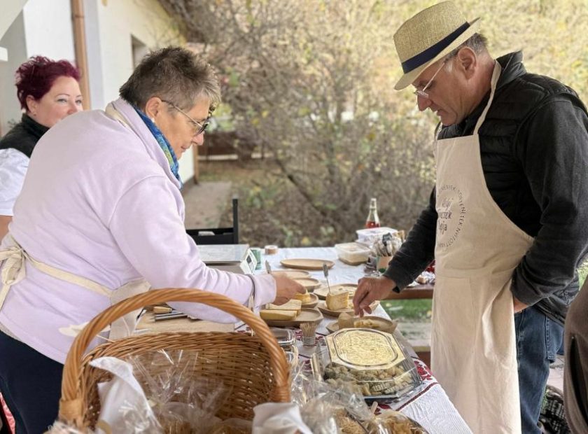 Craftspeople can present their work and products with a new initiative