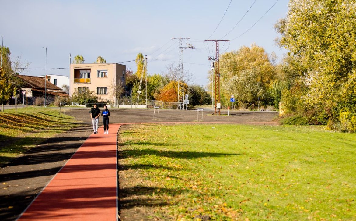 Sport, community, tradition- the Tócókör was inaugurated with a vintage running carnival in Józsa