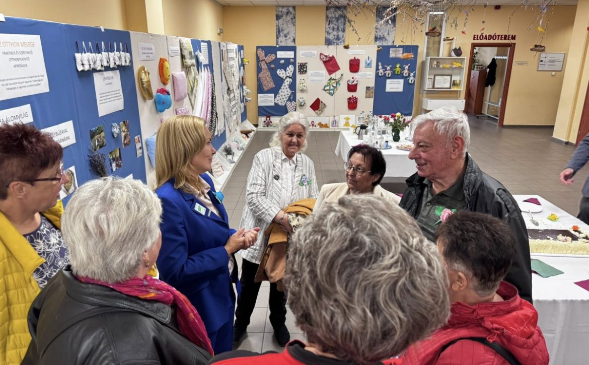 The senior citizens’ club in Józsa was filled with love