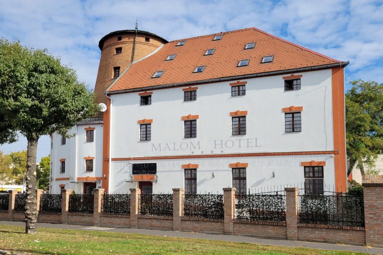 malom hotel 1 768x512