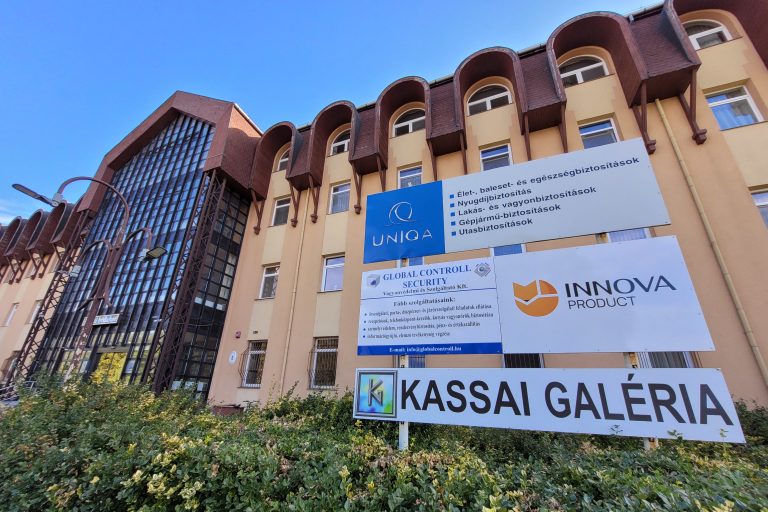 uniqa 768x512