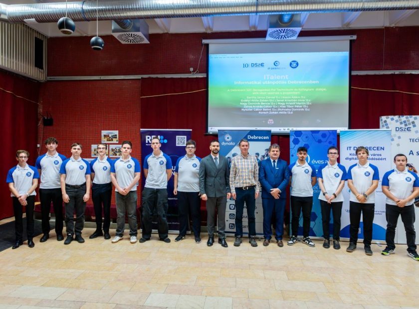 Debrecen students can experience real programming work at IT companies for a month