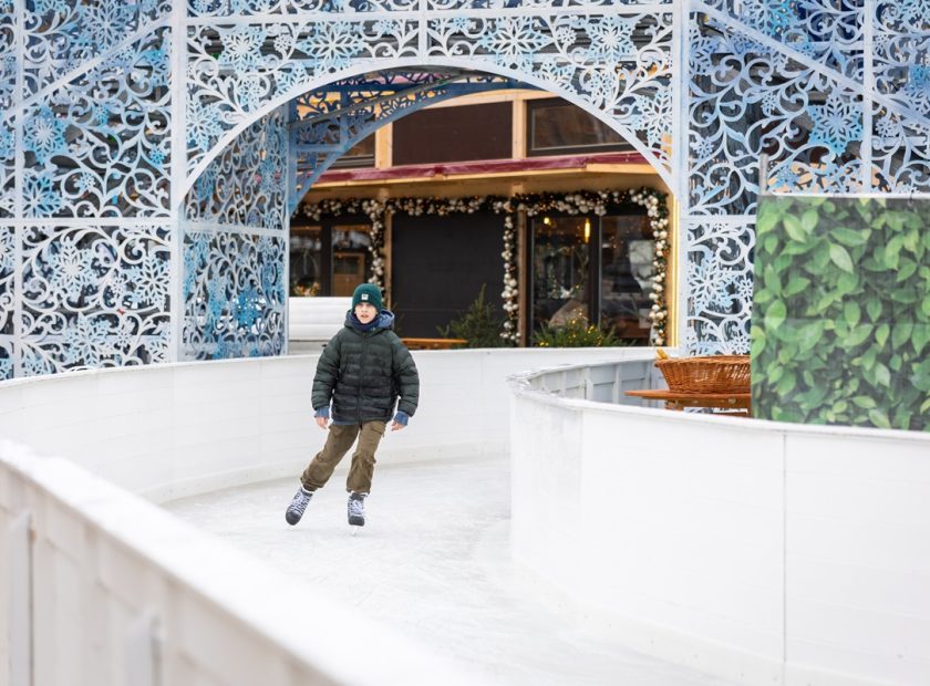 Debrecen’s Advent Highlights- From the Ice Rink to the Ice Flower Carnival