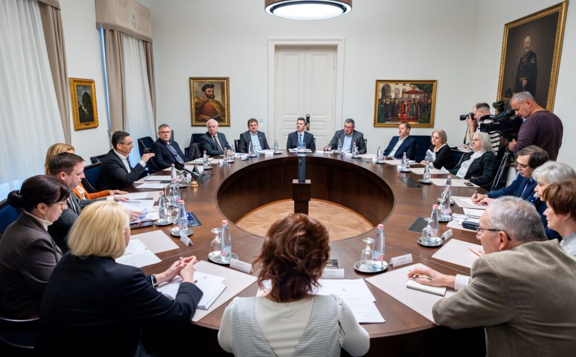 Stable and developing education system – the Debrecen Education Council held its meeting