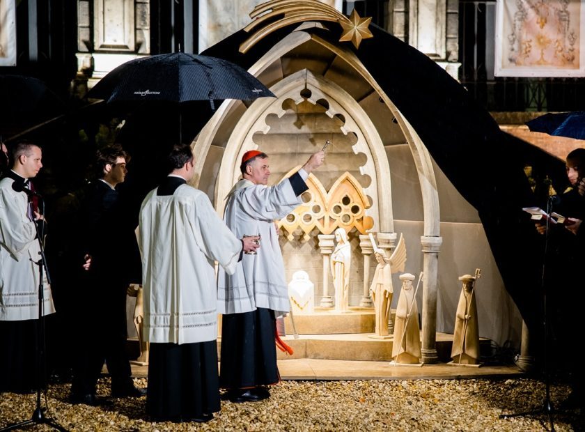 The Bethlehem statue group has arrived from Calvinist Rome to the center of the Catholic Church, Rome