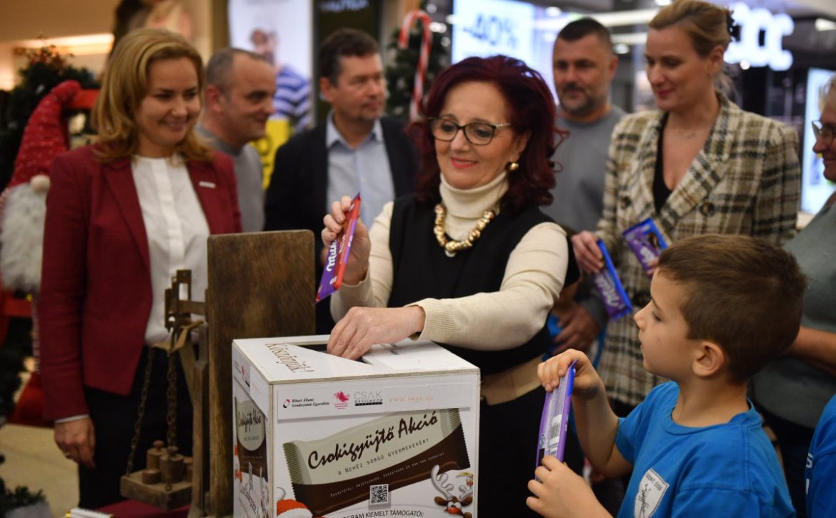 The chocolate collection campaign has started again in Debrecen to make the holidays brighter for children in need