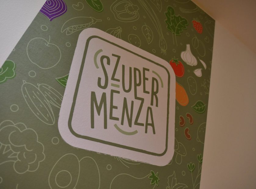 The super canteen has also opened in Debrecen, offering students the freedom to choose their meals and portions
