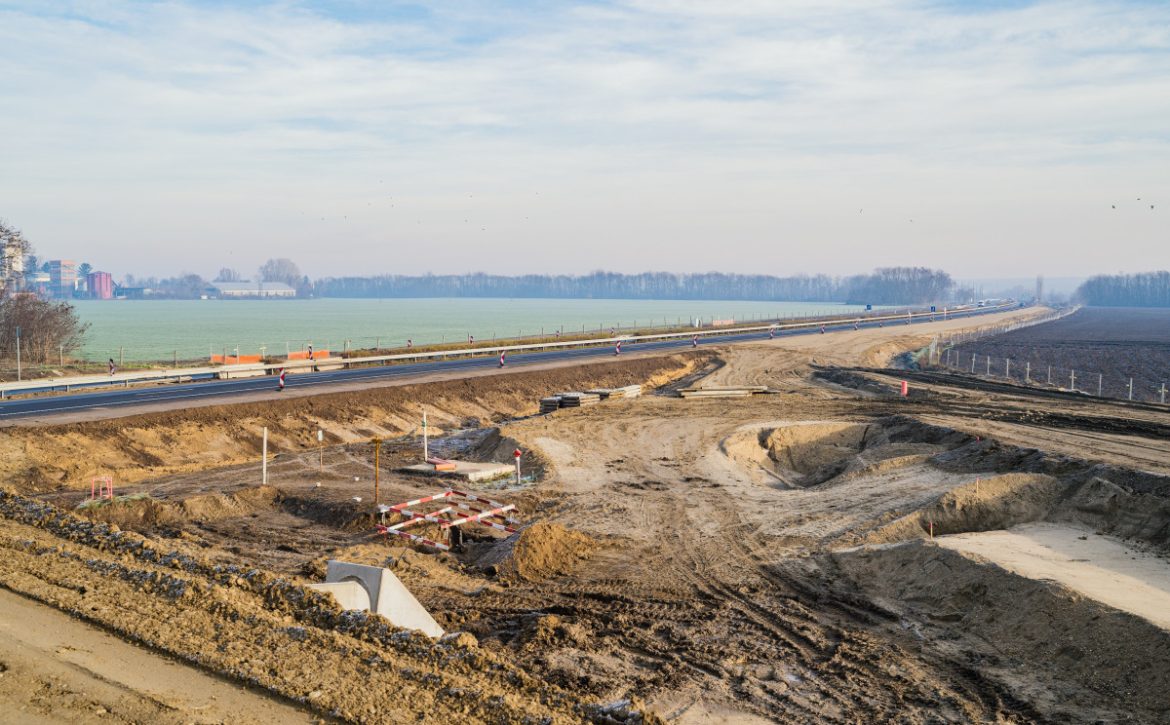 Phase I of connecting Main Road 354 and Main Road 33 is underway