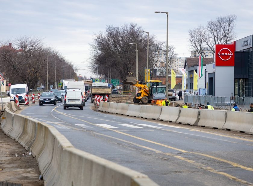 The development of Csigekert-Szabó Lőrinc Street junction is expected to be completed by next spring