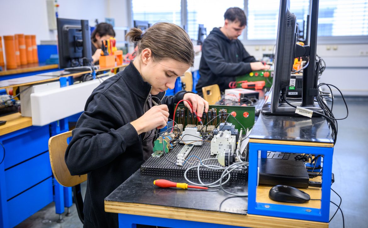 Debrecen Vocational Training Meets Future Expectations