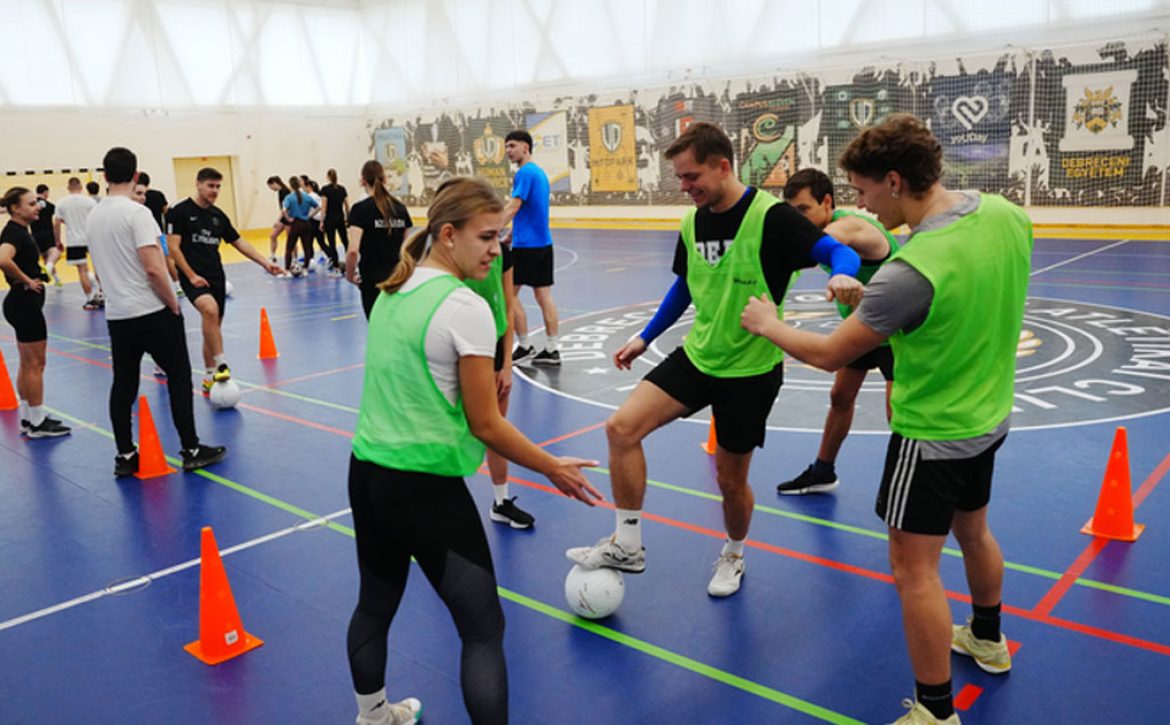 DESKI Prepares Sports Professionals for International Competition