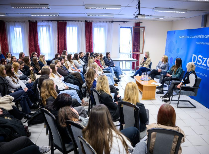 Motivational Forum Guides Young Women in Sport and Career Planning