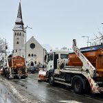 In addition to roads and sidewalks, bus stops were also cleared of snow in Debrecen
