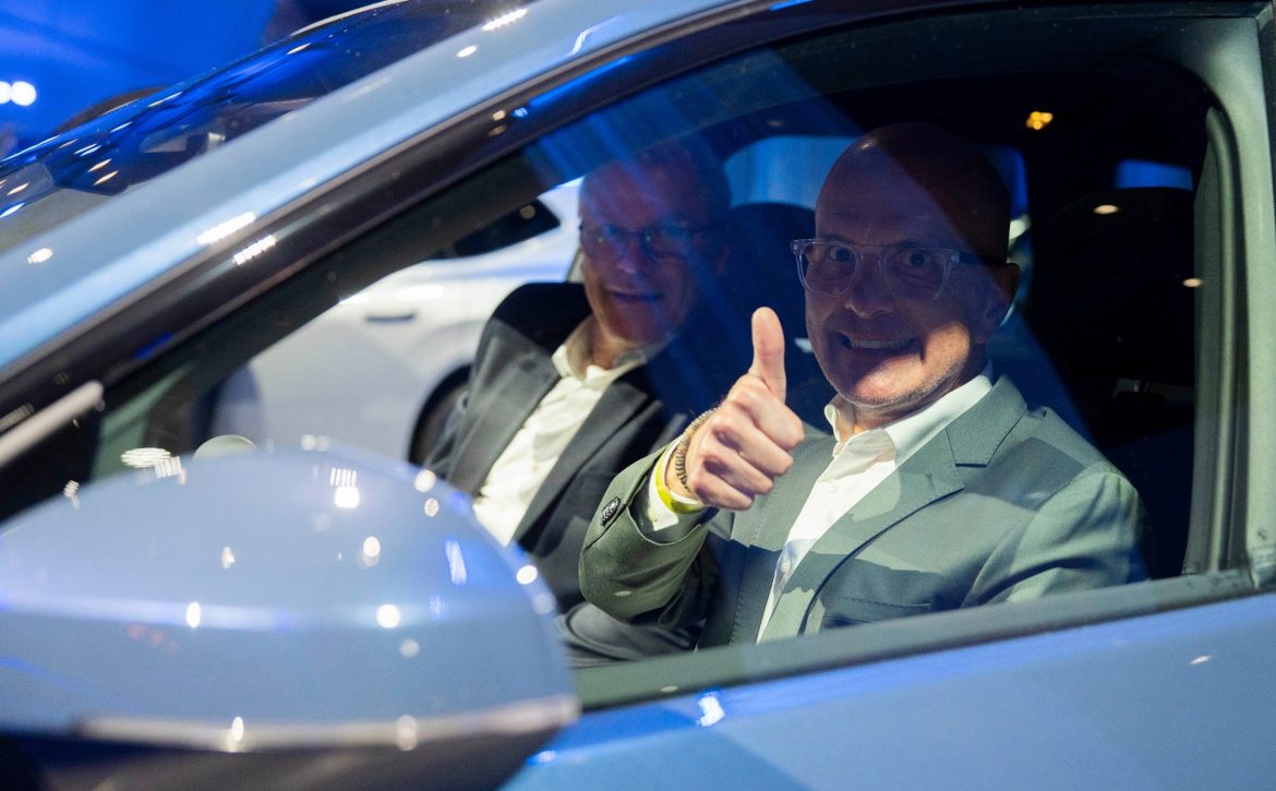 Debrecen’s first BMW deliveries are underway — and demand is exceptionally high