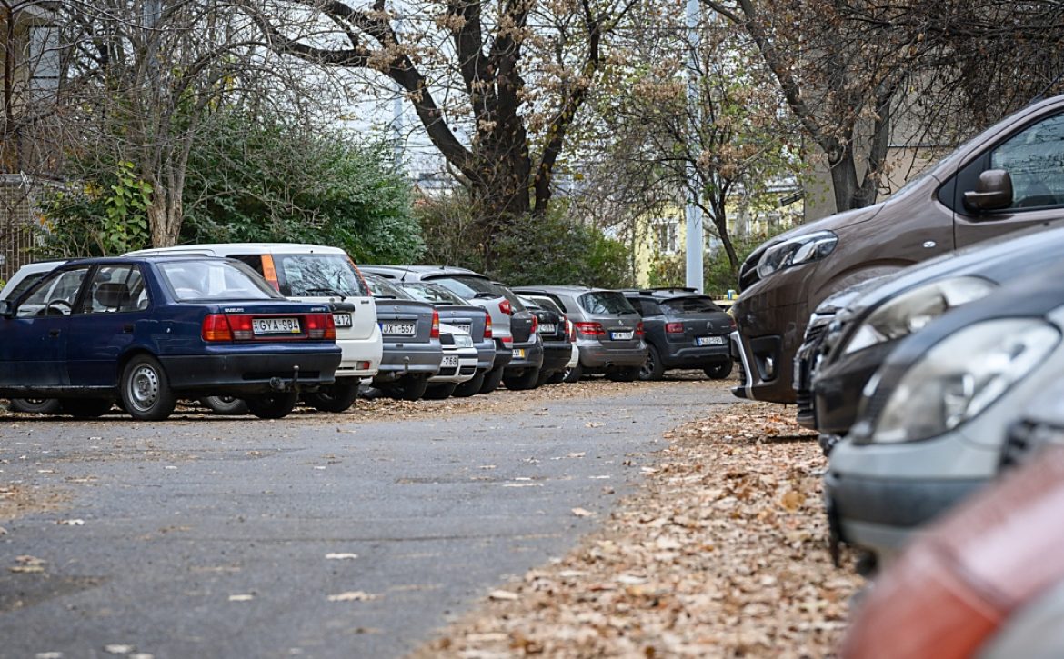 Free Parking Ends in a Few Weeks for Those Not Registered for This Year