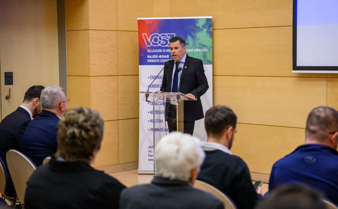 Briefing Held on Funding Opportunities for SMEs in Debrecen