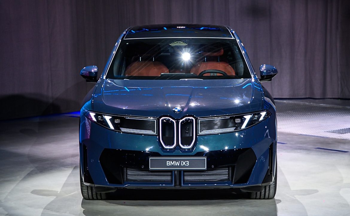 This Is How the New BMW iX3 Comes to Life in Debrecen
