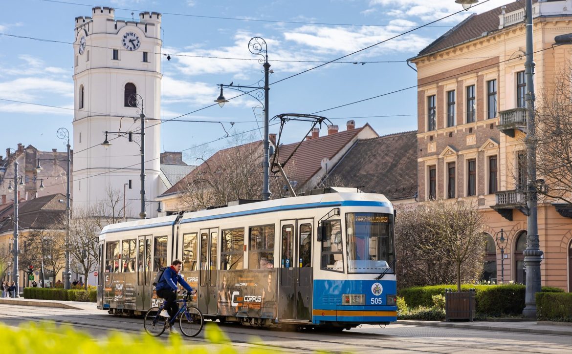 Track Maintenance on Tram Line 1