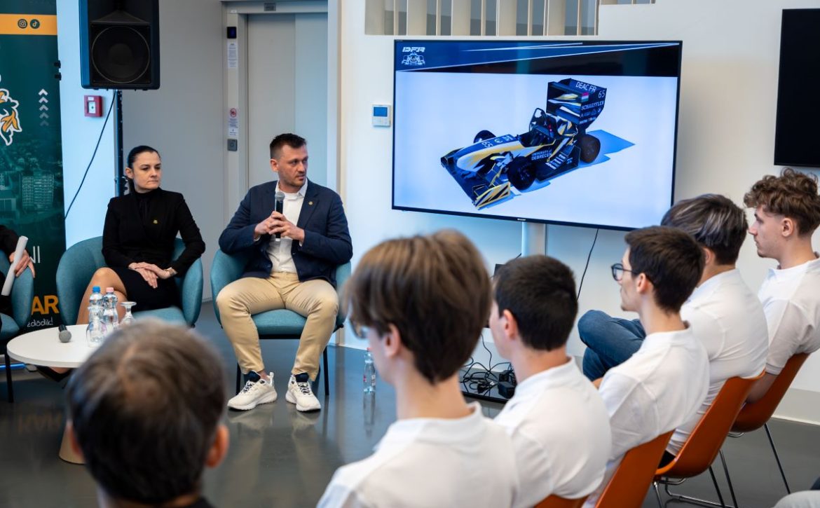 Schaeffler Sponsors University of Debrecen’s Formula Student Team