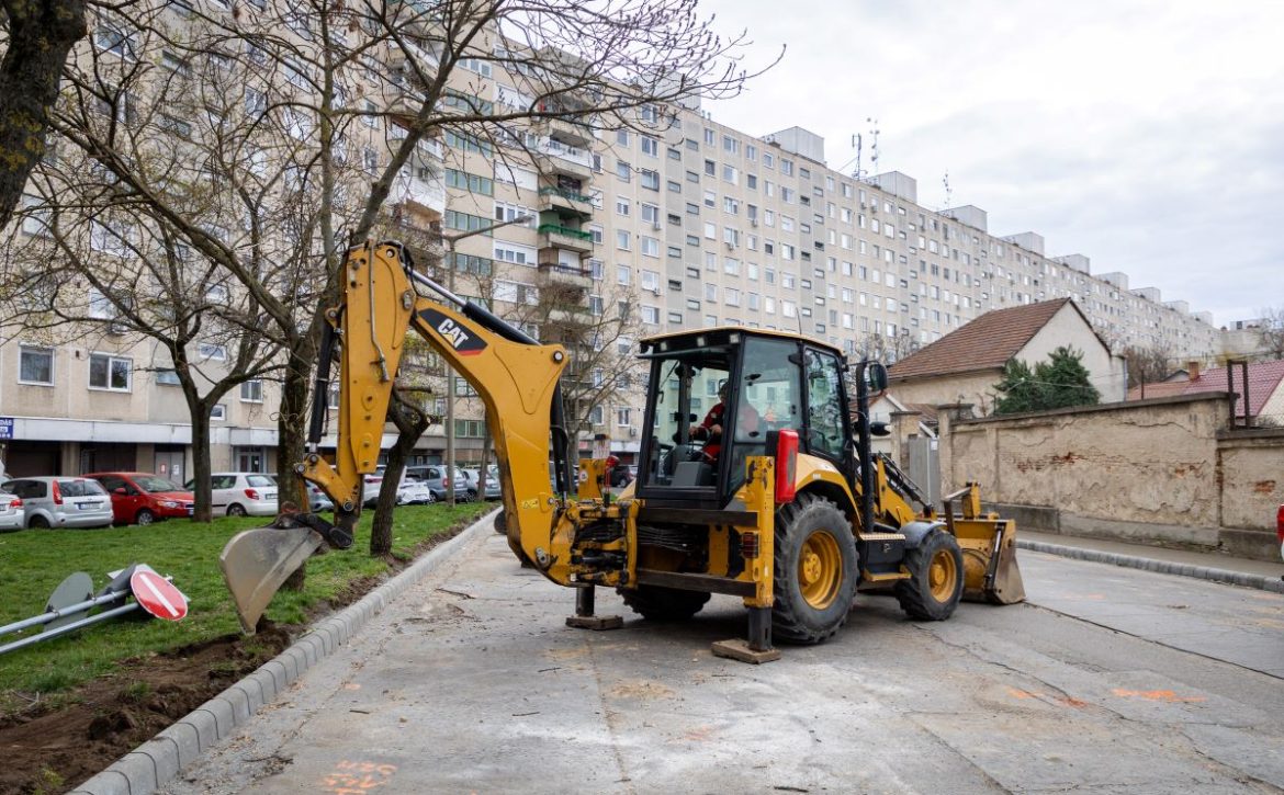 District Development Across Debrecen