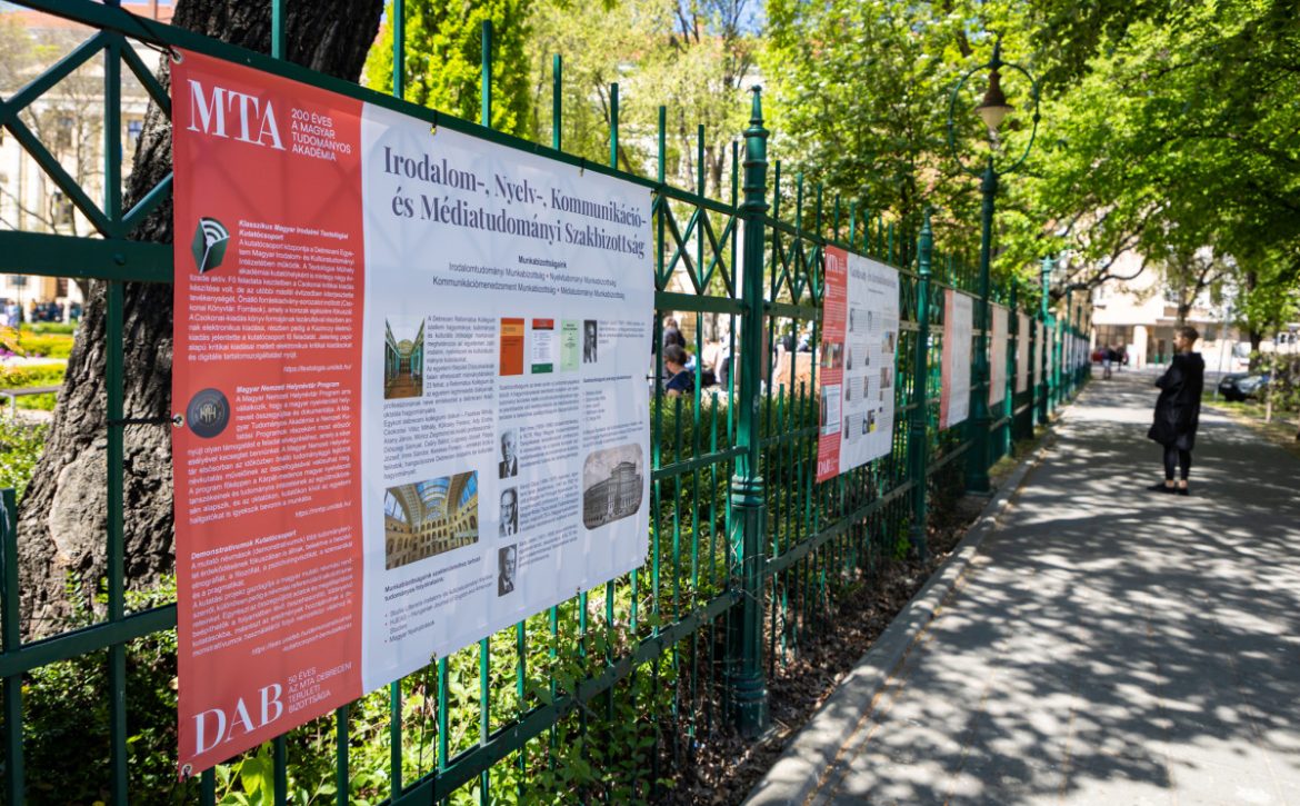 Science Brought to the Streets of Debrecen: Exhibition opens on Hungarian Academy of Sciences’ Regional Presence