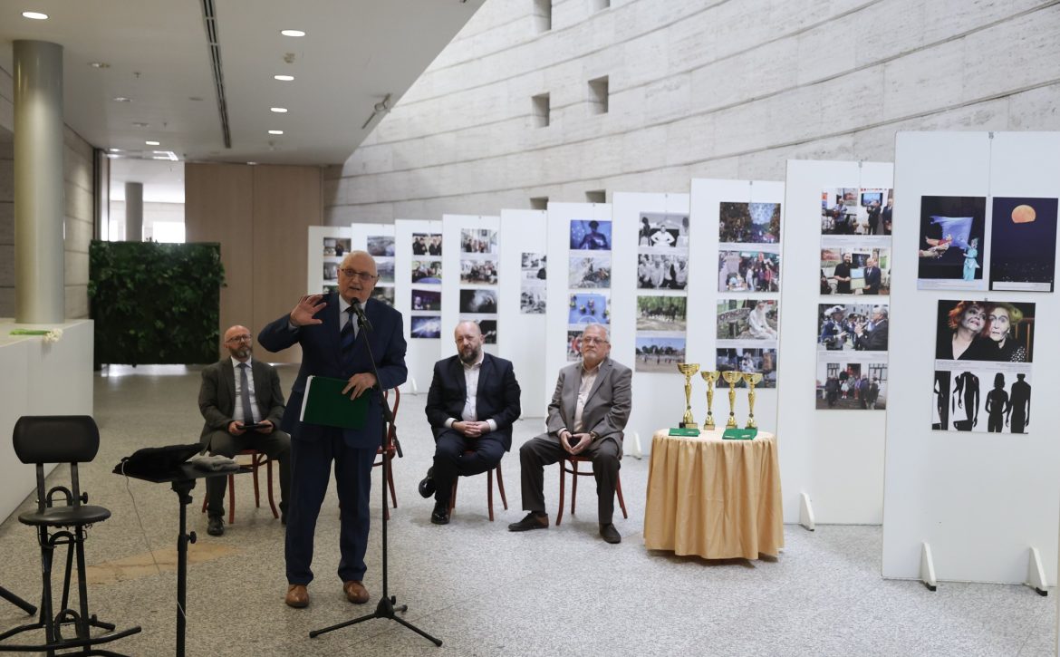 11th Bihar Press Photo Exhibition Opens at Kölcsey Centre