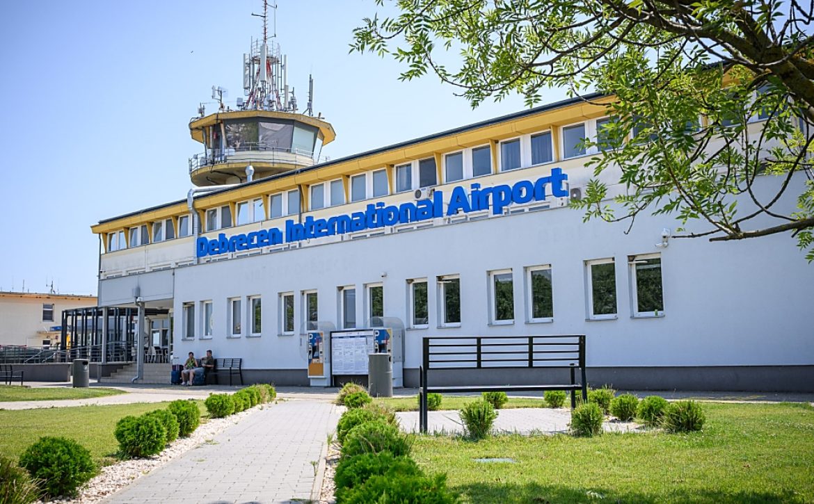 Discussions Held at Debrecen International Airport on Civilised Transport and Necessary Developments