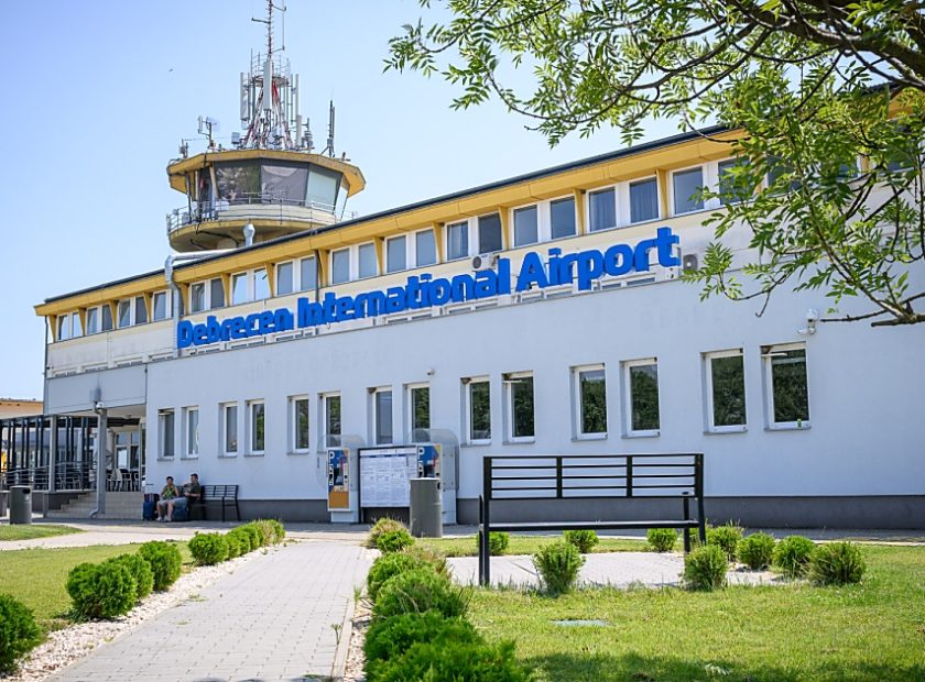 Discussions Held at Debrecen International Airport on Civilised Transport and Necessary Developments