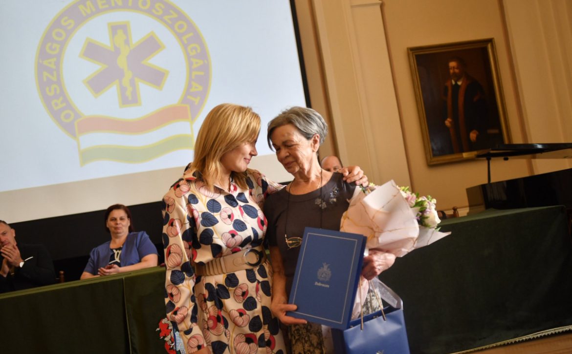 Professionals from Hajdú-Bihar Recognised on National Ambulance Service Day