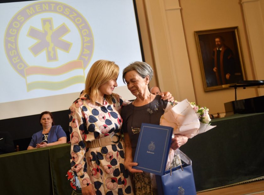 Professionals from Hajdú-Bihar Recognised on National Ambulance Service Day