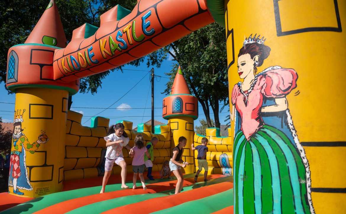 Liget Square Kicks off Summer Season with Free Family Event