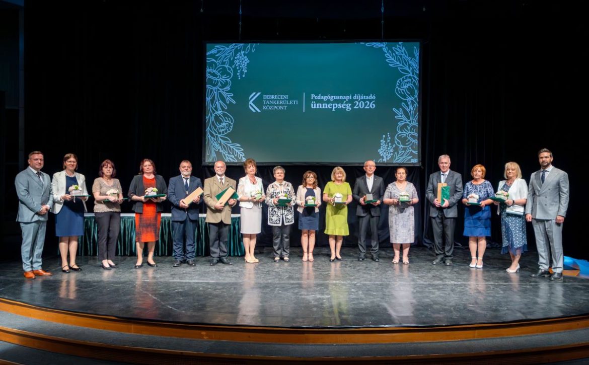 Top Educators and Students Honoured Ahead of Teachers’ Day in Debrecen