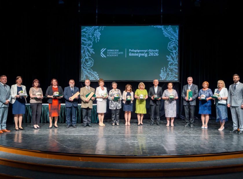Top Educators and Students Honoured Ahead of Teachers’ Day in Debrecen