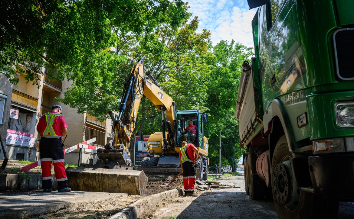 Refurbishment Begins on Urban Section of Main Road 33
