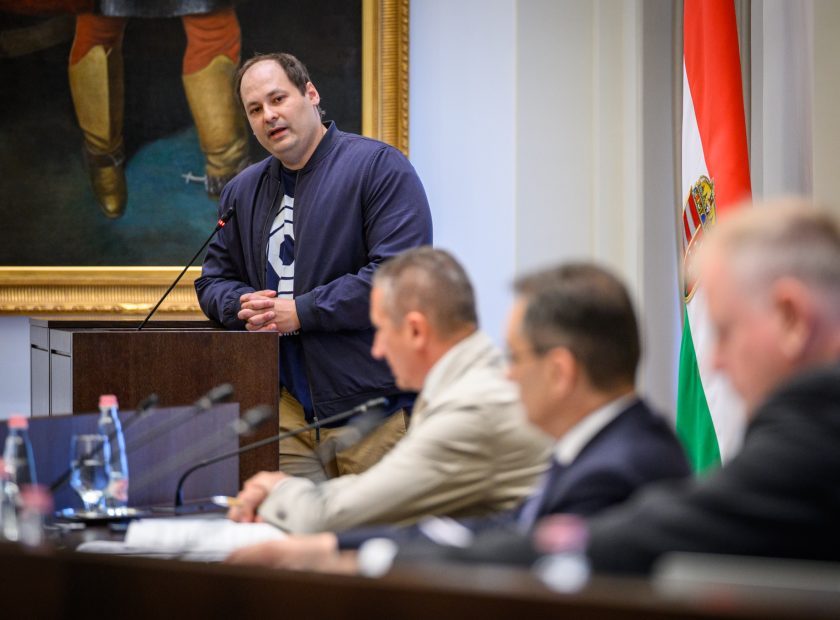 Minister of Transport Speaks on Railway Upgrades Planned for Debrecen