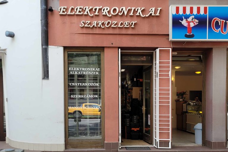ezermester 2003 768x512