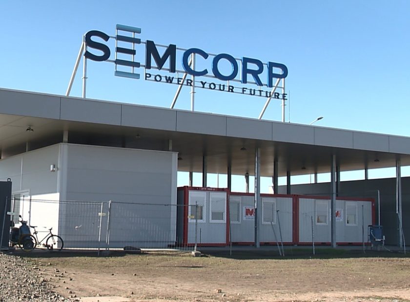Mayor of Debrecen to File Criminal Complaint Against Semcorp