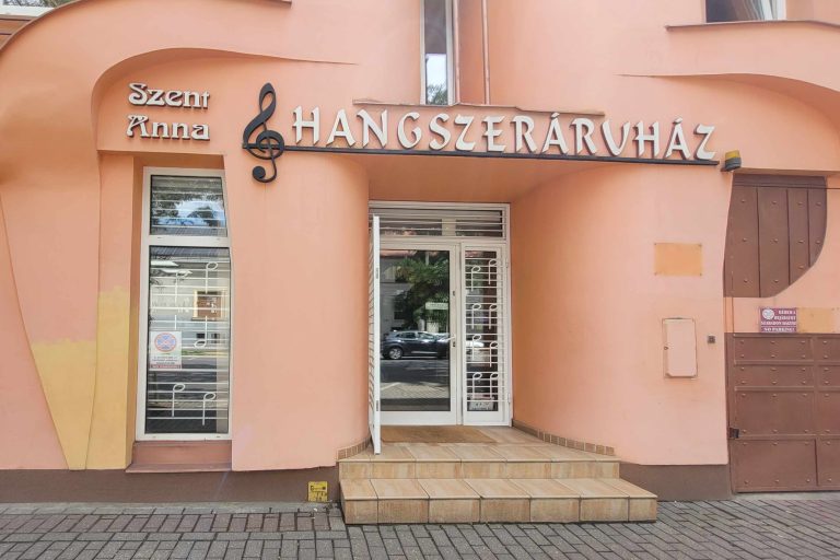 szent anna hangszer 768x512