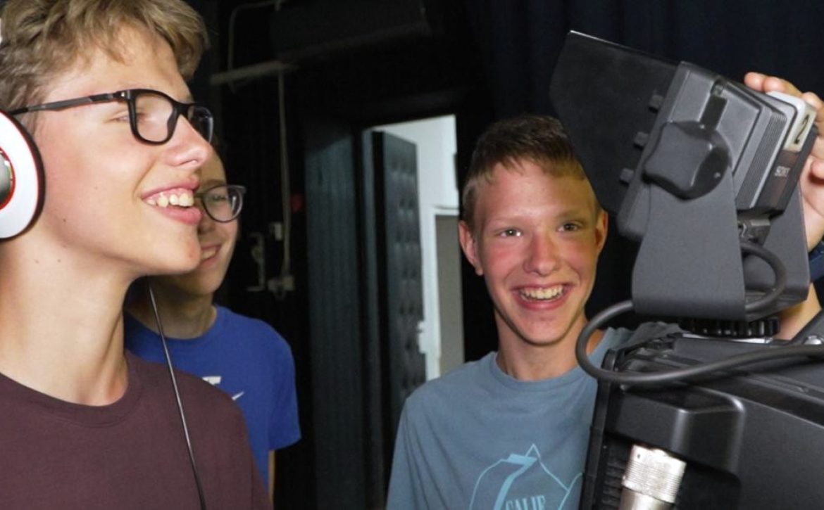 Summer Camps Fully Booked in Debrecen, Offering  Wealth of Experiences from Robotics to TV Studio Visit