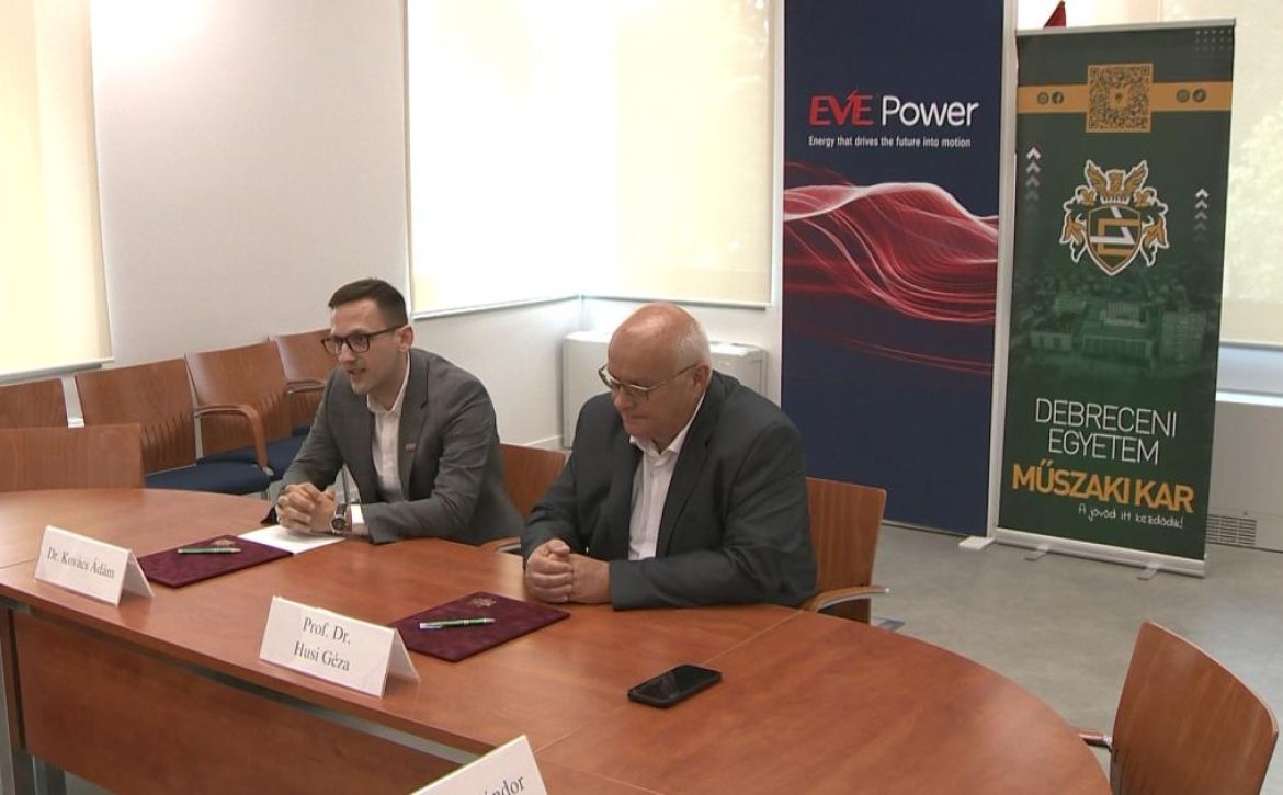 EVE Power and UD Faculty of Engineering Sign Cooperation Agreement